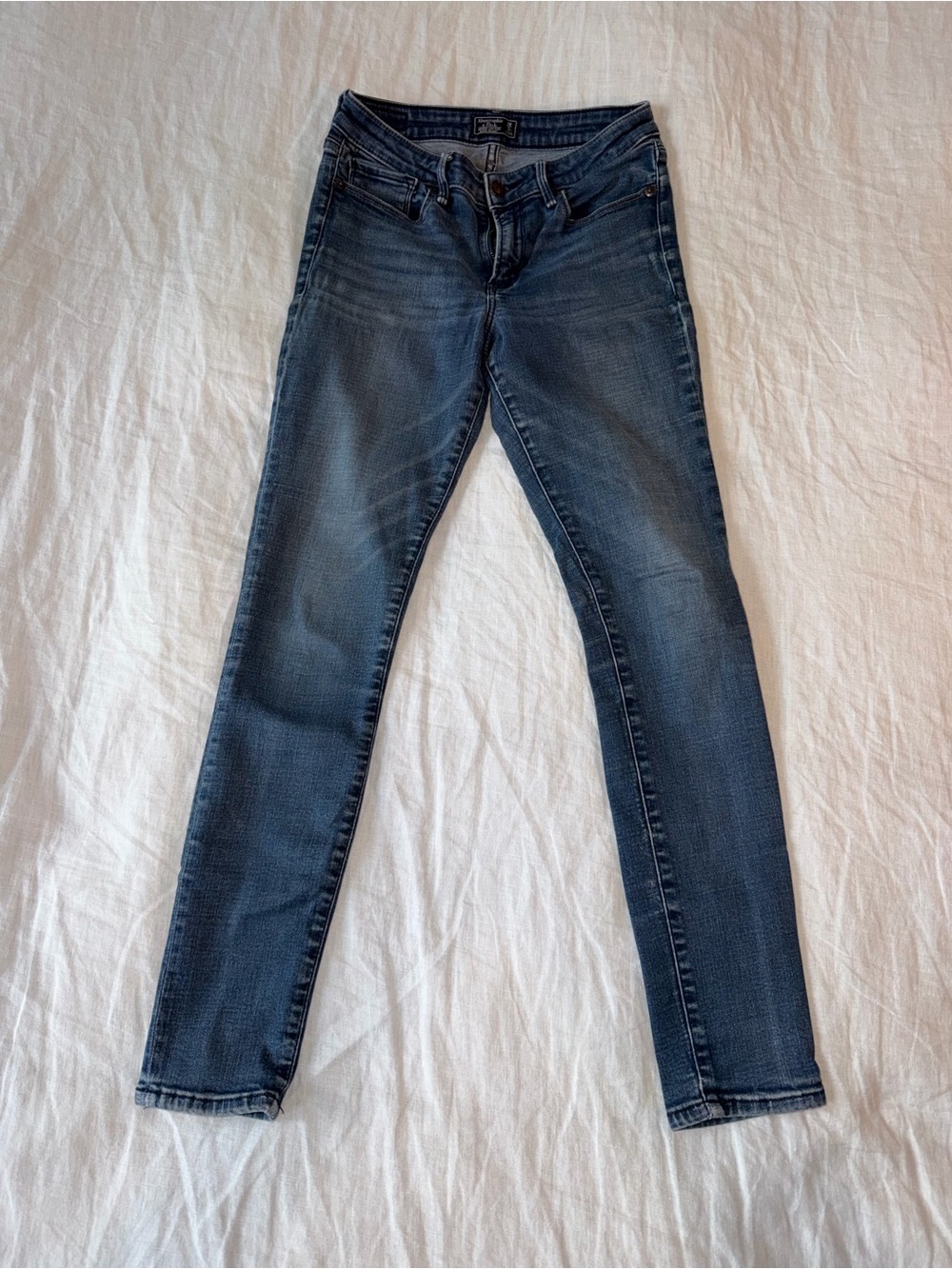Abercrombie & Fitch Dark Wash Blue Skinny Jeans